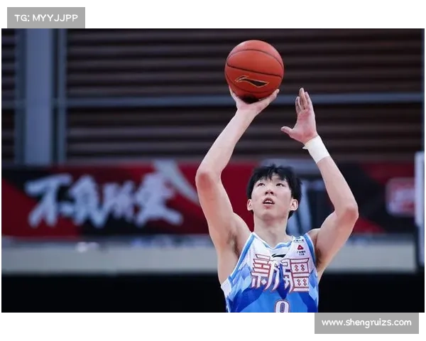 周琦重返新疆篮球队的时机分析及其对球队未来发展的深远影响 周琦重返新疆篮球队的时机分析及其对球队未来发展的深远影响