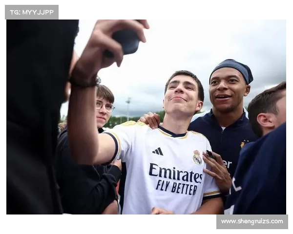 姆巴佩年薪对皇马薪资结构的影响与球队财务平衡分析